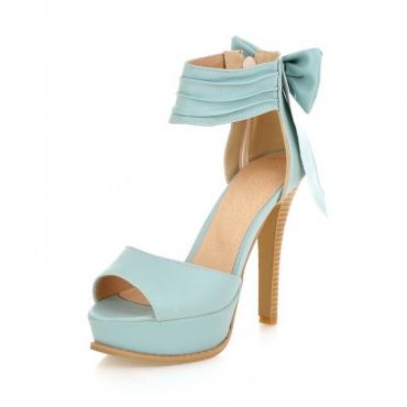 blue heels with a bow